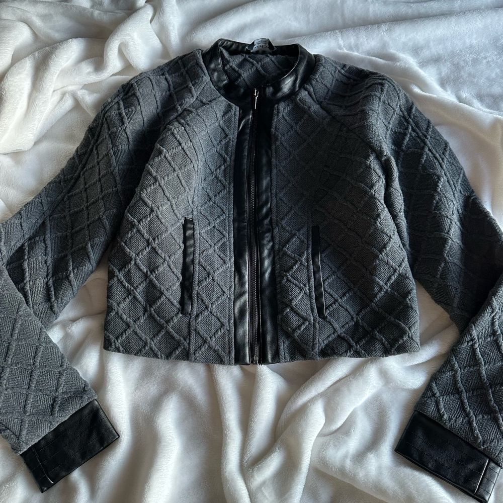 Bebe Elegant Black Quilted Women's Jacket